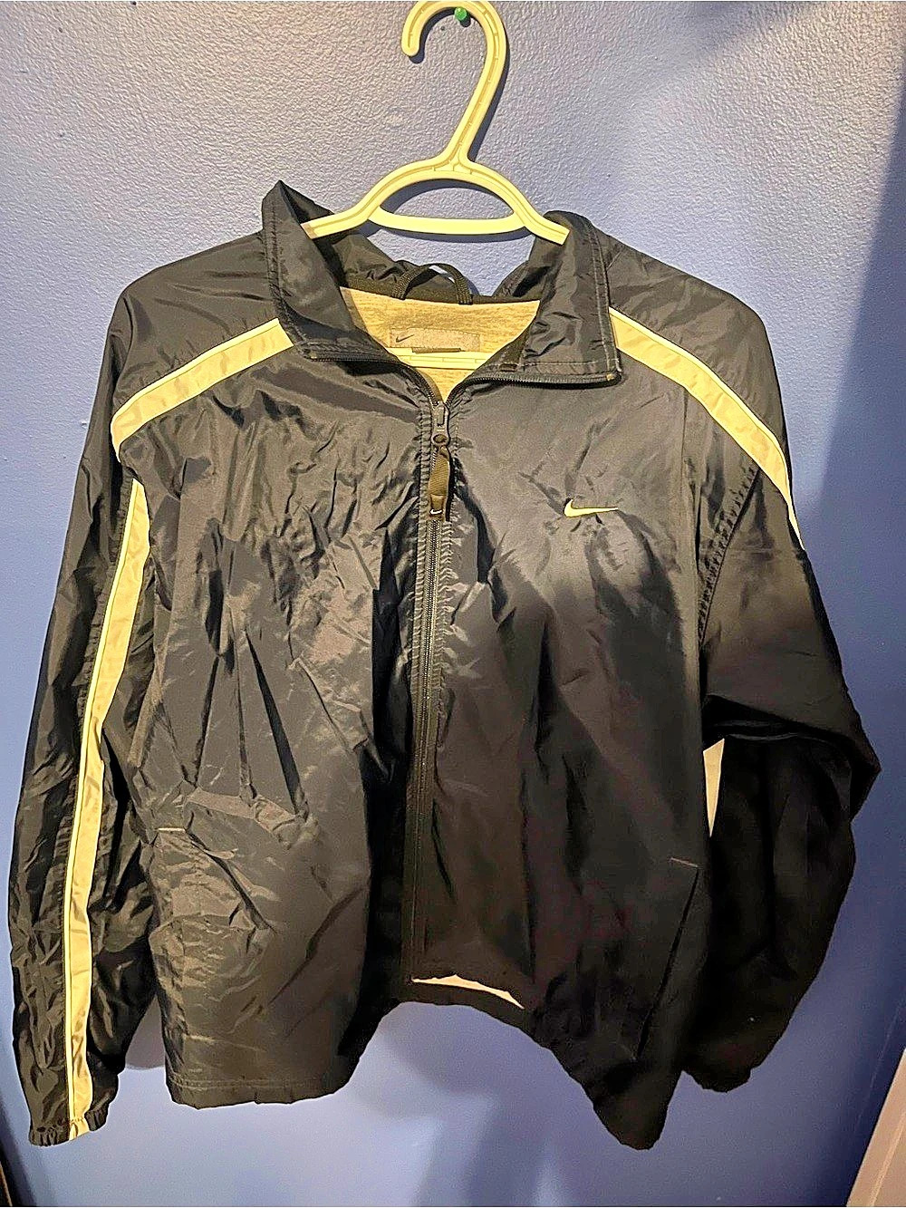 Nike Men's Color Block Windbreaker Black & Yellow Like New
